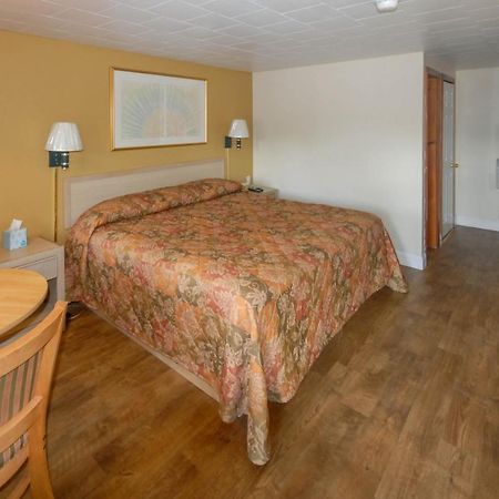 Budget Inn Watkins Glen Exterior foto
